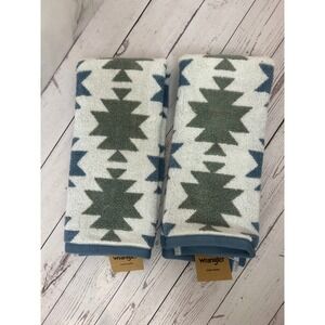 Wrangler 2 Pack Hand Towels Blue Olive Green Southwestern Geometric Pattern NWT